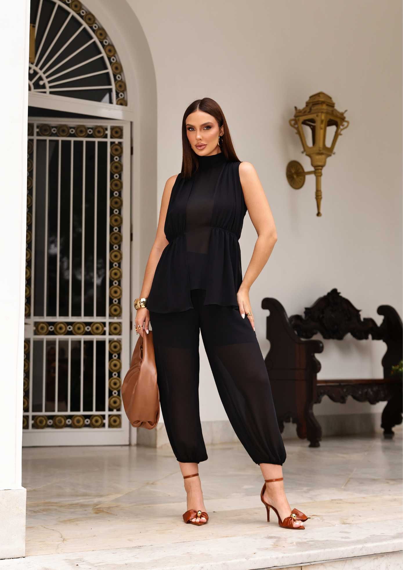 REGATA DE CHIFFON COM FRANZIDO